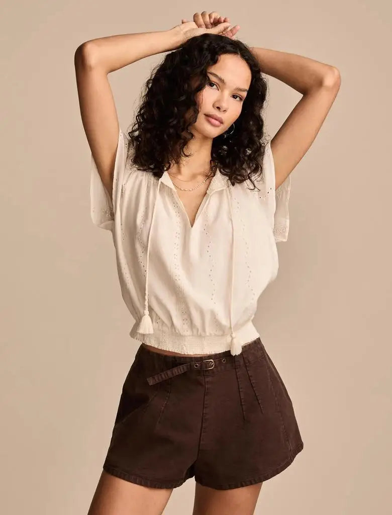Lucky Brand Women's Fashion Golf Shirt with Flutter Sleeves Sportswear Top for Golf Enthusiasts