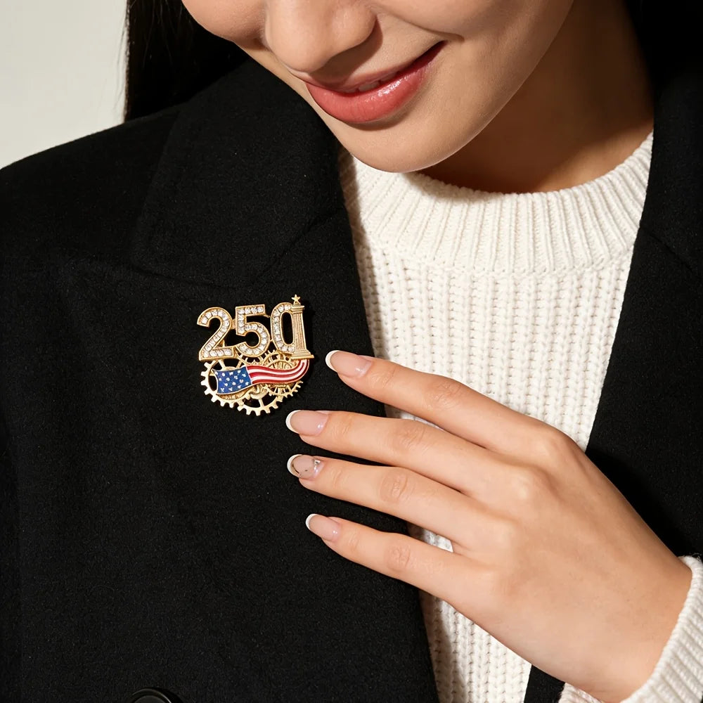 US 250th Anniversary Commemorative Brooch for Men Women,American Patriotic Independence Day Rhinestone-Encrusted Zinc Alloy Pin.